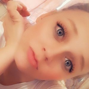 Meet your Posher, Marah